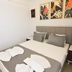 شقة فندقية Mykonut 4*